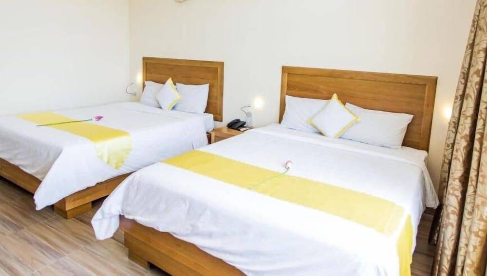 Hoang Yen Hotel 2 Куи Нхон Екстериор снимка