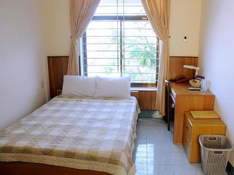 Hoang Yen Hotel 2 Куи Нхон Екстериор снимка